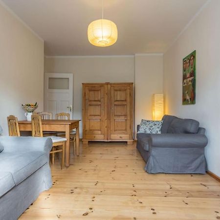 Zentrale Altbauwohnung Im Helmholtzkiez Berlin Dış mekan fotoğraf