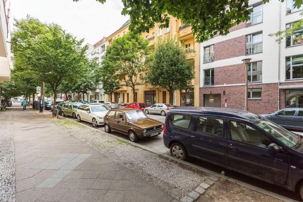 Zentrale Altbauwohnung Im Helmholtzkiez Berlin Dış mekan fotoğraf